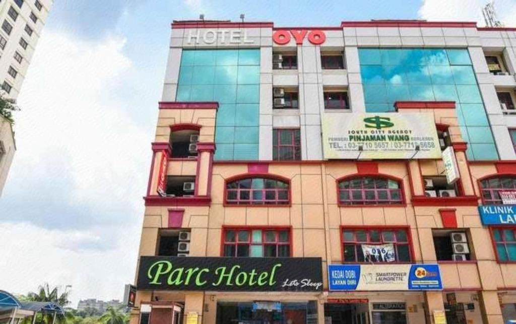 Parc Hotel Pelangi Damansara Petaling Jaya Ngoại thất bức ảnh